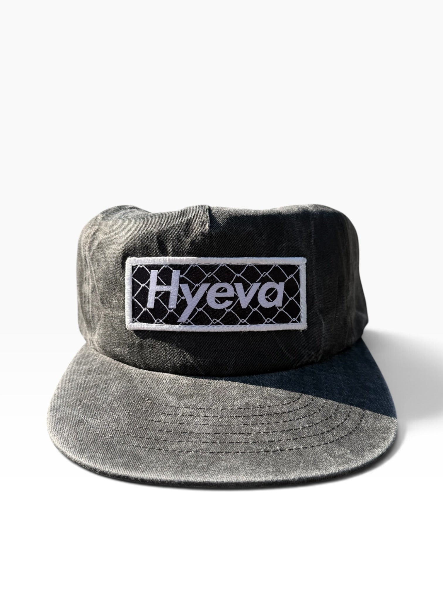 HYEVA Chain Link Bogo Vintage Black hat